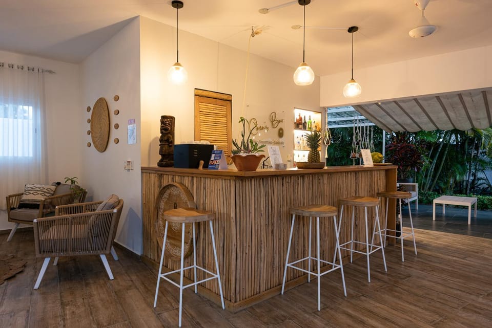 Communal lounge/ TV room, Lounge or bar