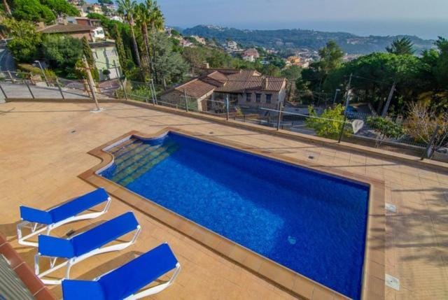 Pool view, Swimming pool