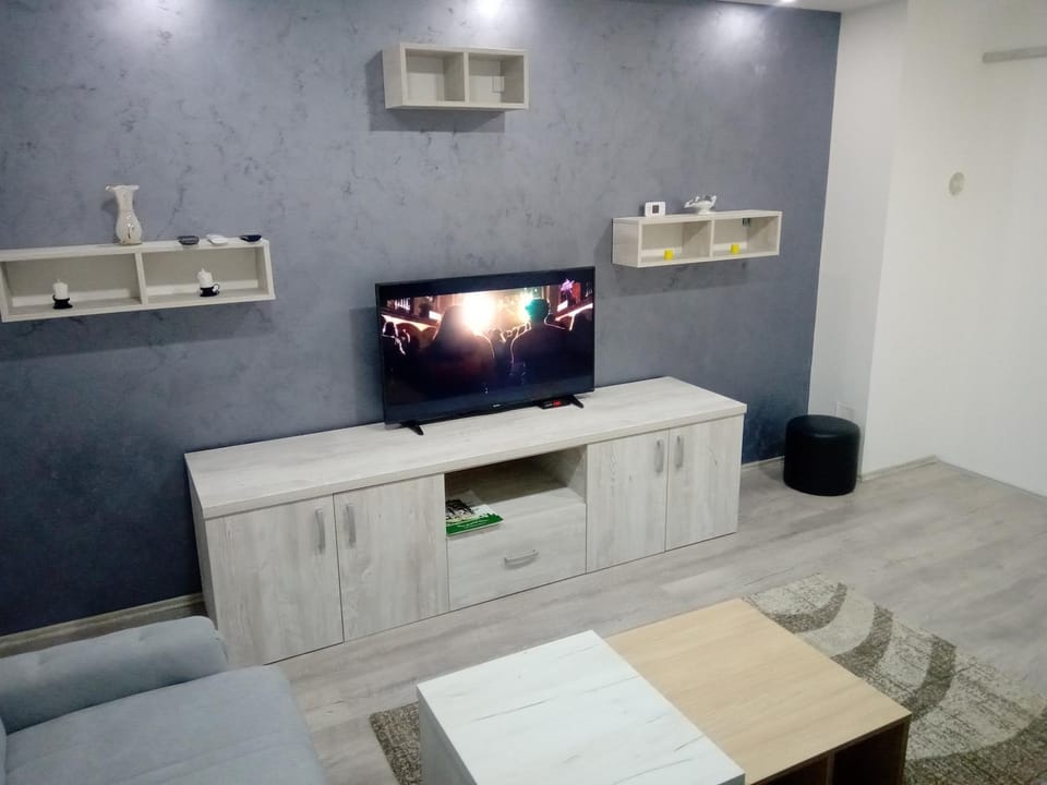 Communal lounge/ TV room, TV and multimedia