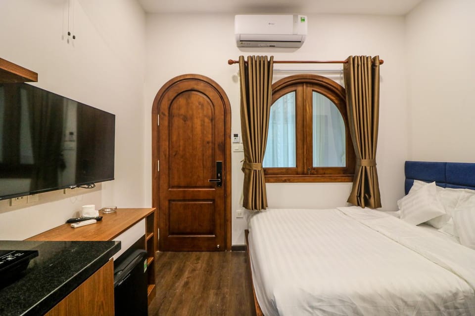 Aloha Hotel & Apartment Hotel in Ho Chi Minh City