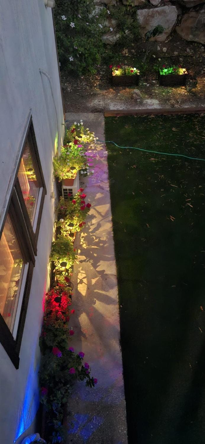 אירוח בכפר ורדים גברת פלפלת Apartment in North District