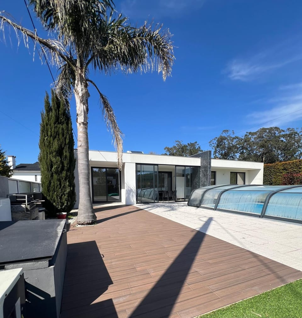 Pool view, Area and facilities, Swimming pool