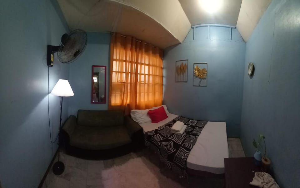 CVBNB GUESTHOUSE Bed and Breakfast in La Union