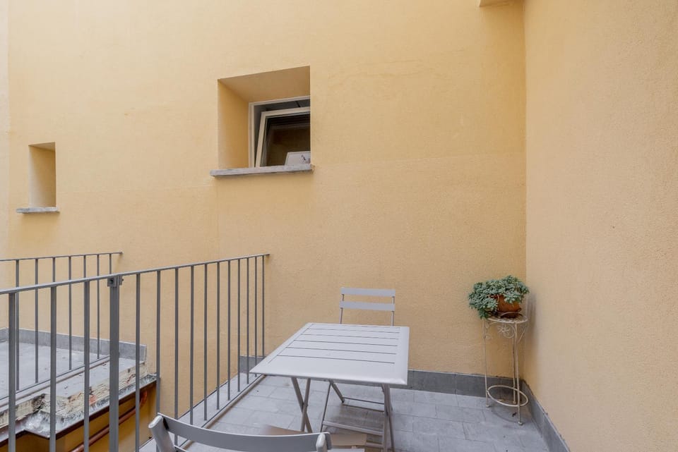 Realkasa Towers Loft Apartment in Bologna