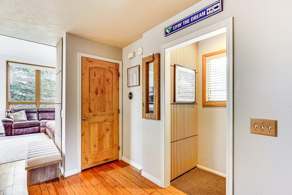 Expansive Canyons Ski Retreat w/ Community Pool! House in Wasatch County
