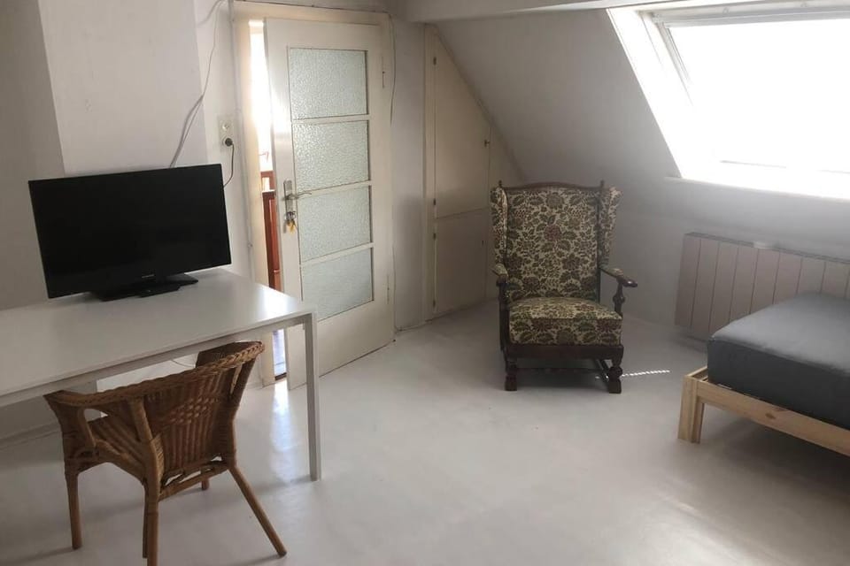 Room 2 Apartment in Hesse