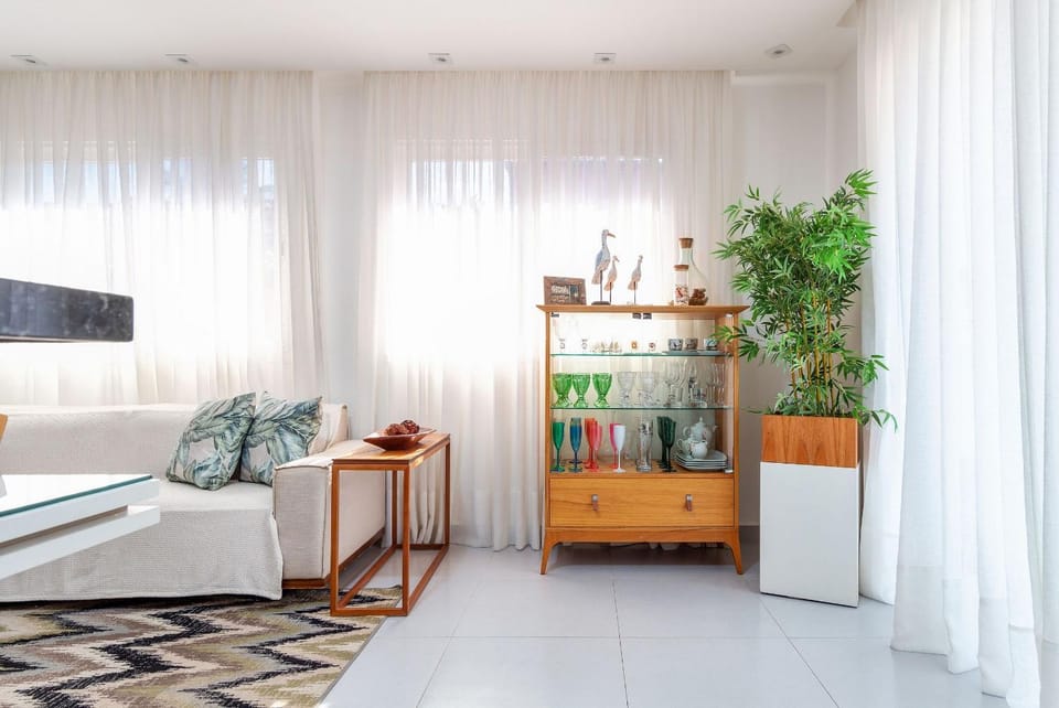 Communal lounge/ TV room, Living room, Dining area