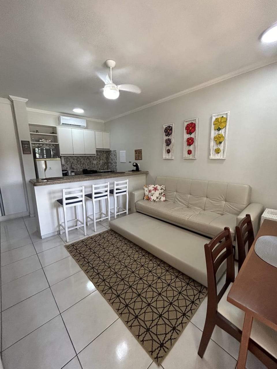 Living room, Communal kitchen, kitchen
