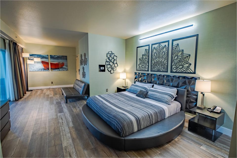 Bed, Bedroom