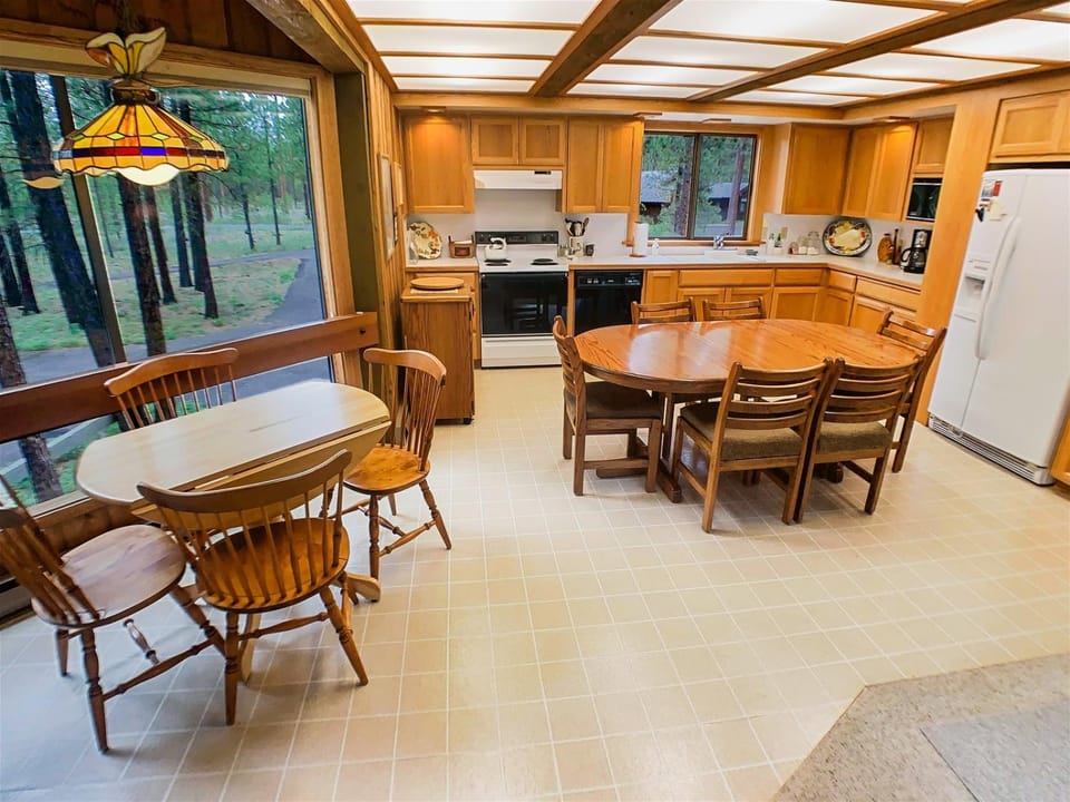Fairway View House in Oregon