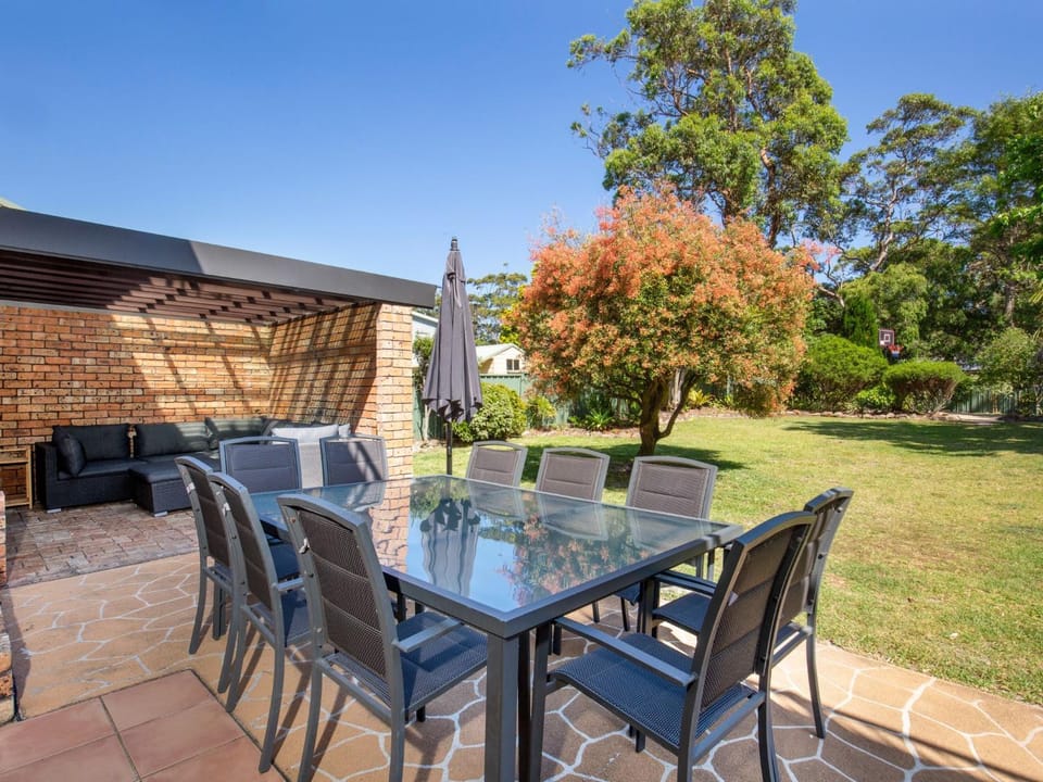 Anacapri - Pet Friendly - Opposite Beach - Fireplace House in Callala Bay