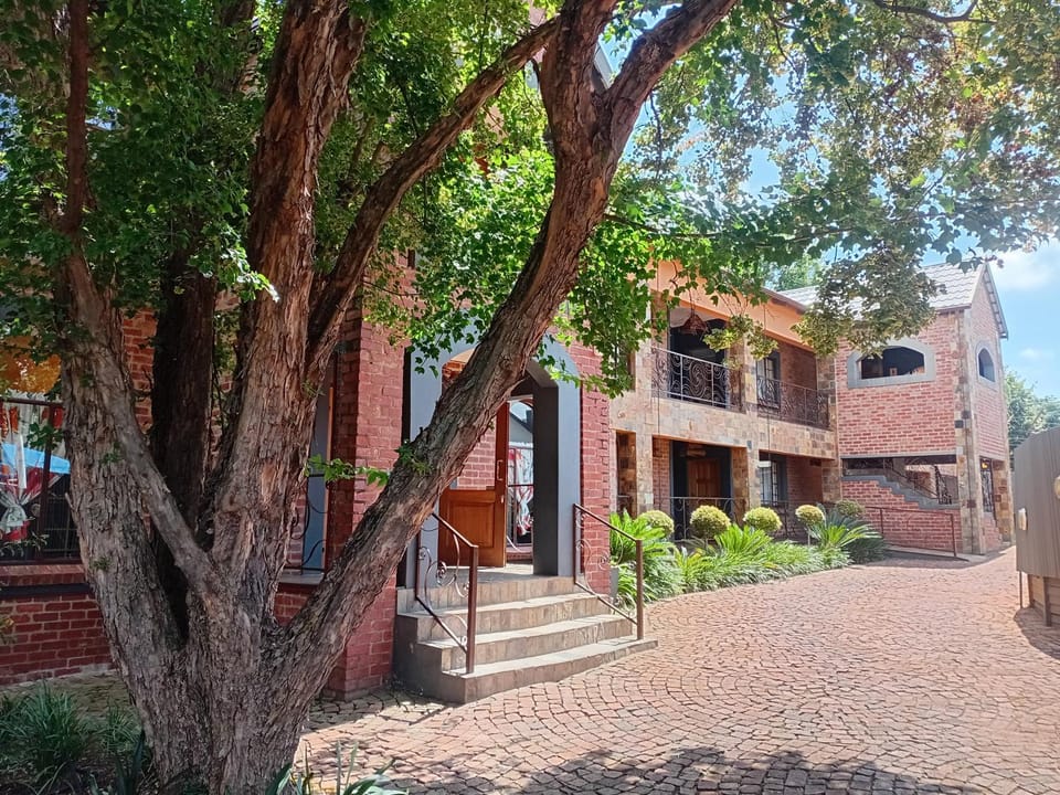 Property building, Day