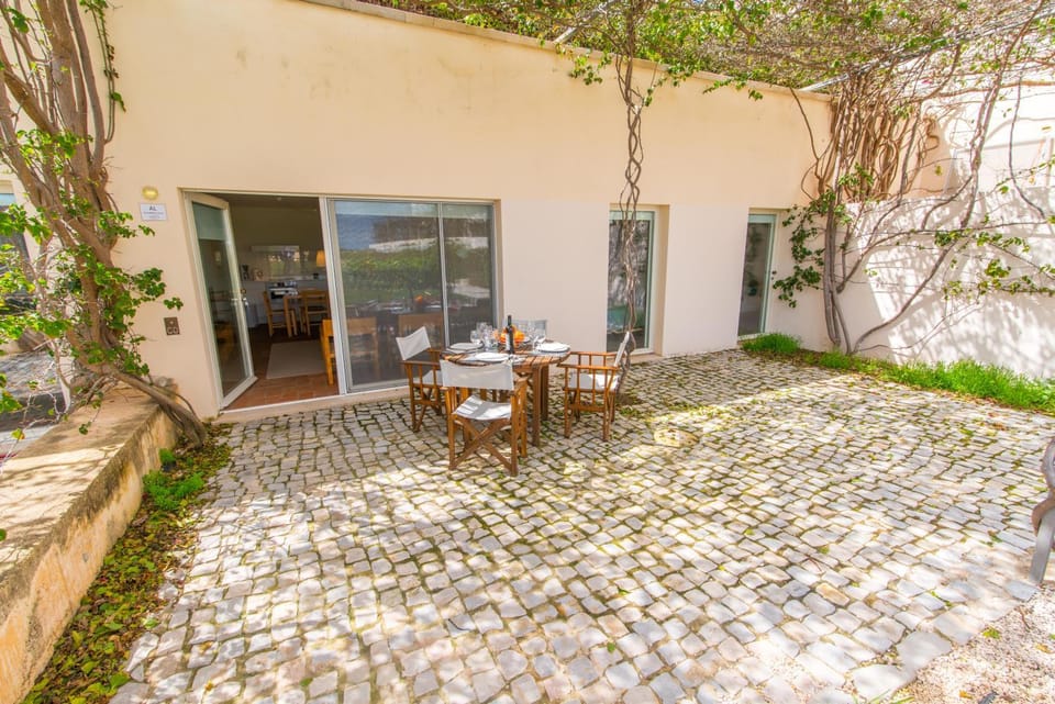 Balcony/Terrace, Dining area