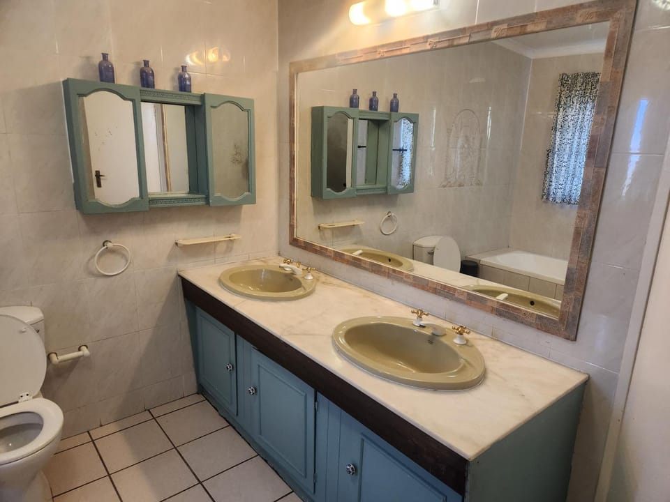 Honeymoon Suite Bed and Breakfast in North West, South Africa
