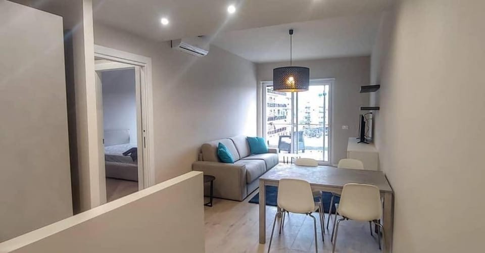 Living room, Seating area, Dining area, air conditioner