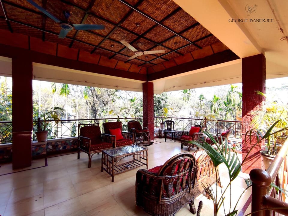 Balcony/Terrace, Seating area, Garden view
