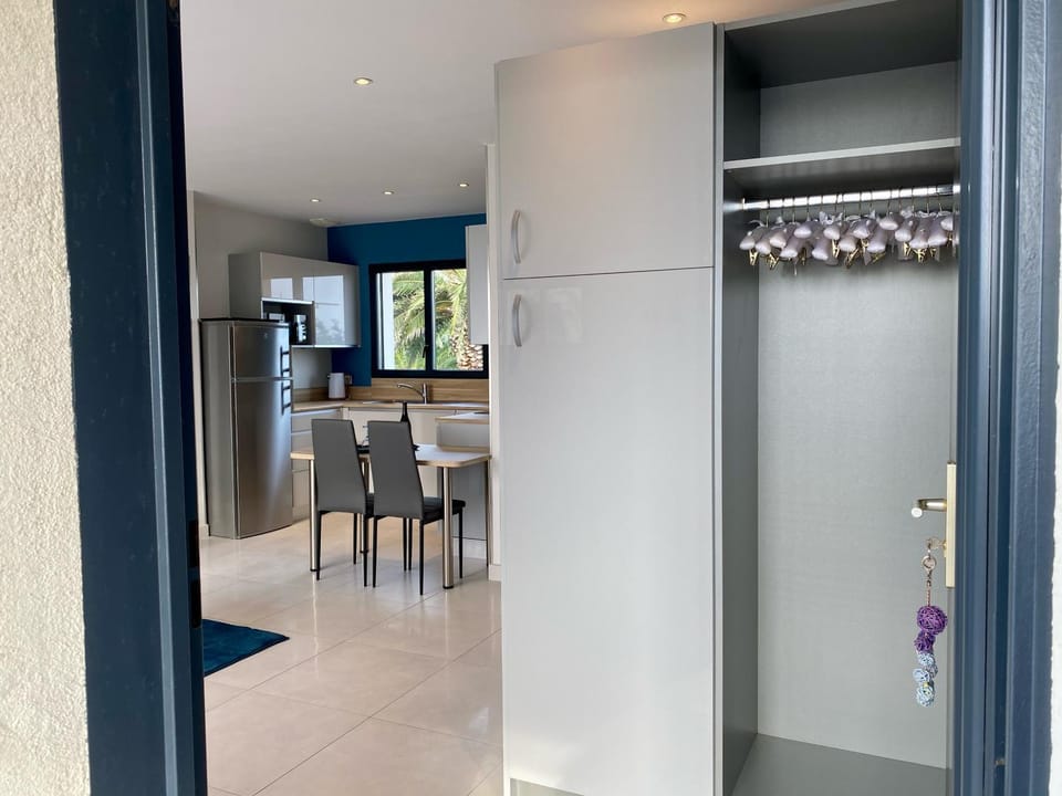 FLAMANTS ROSES 4 Accesible PMR Apartment hotel in Occitanie
