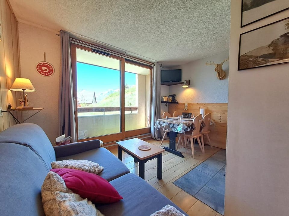 Appartement rénové 4 pers, animaux acceptés, parking privé - FR-1-516-154 Apartment in Les Deux Alpes
