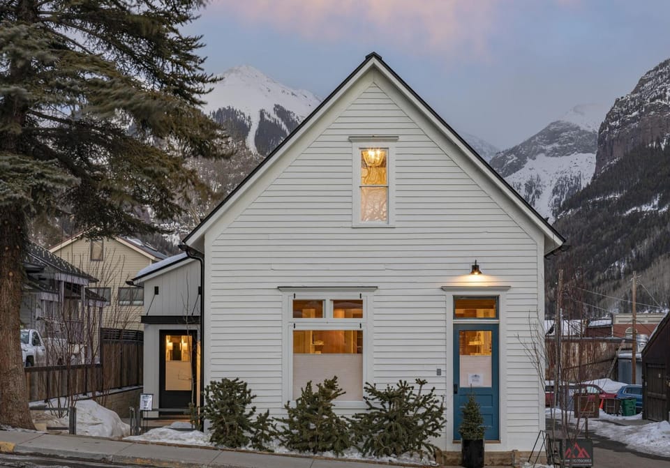 Splendid Home in the Heart of Telluride Town House in Telluride