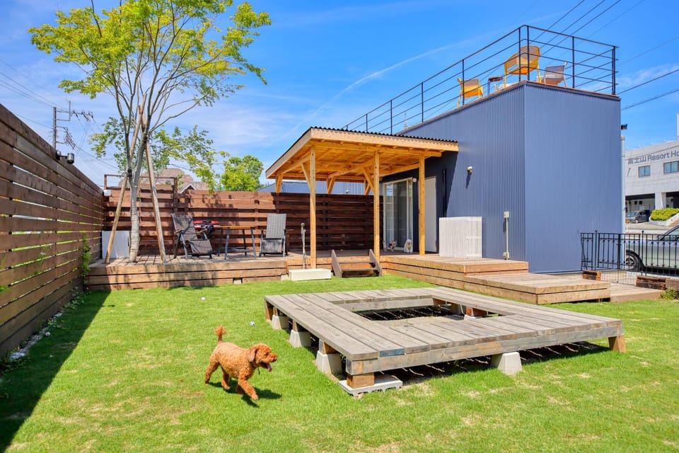 CAMP＆COTTAGE THE DOOR Campground/ 
RV Resort in Shizuoka Prefecture