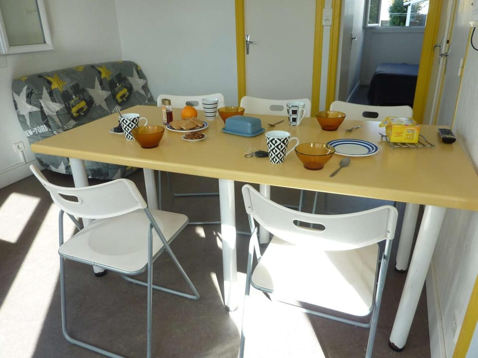 Marseillan Plage : Appartement 6 pers avec Terrasse, Parking et Option Internet - FR-1-387-159 Apartment in Marseillan