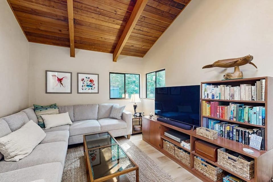 Sea Trees House in Sonoma County