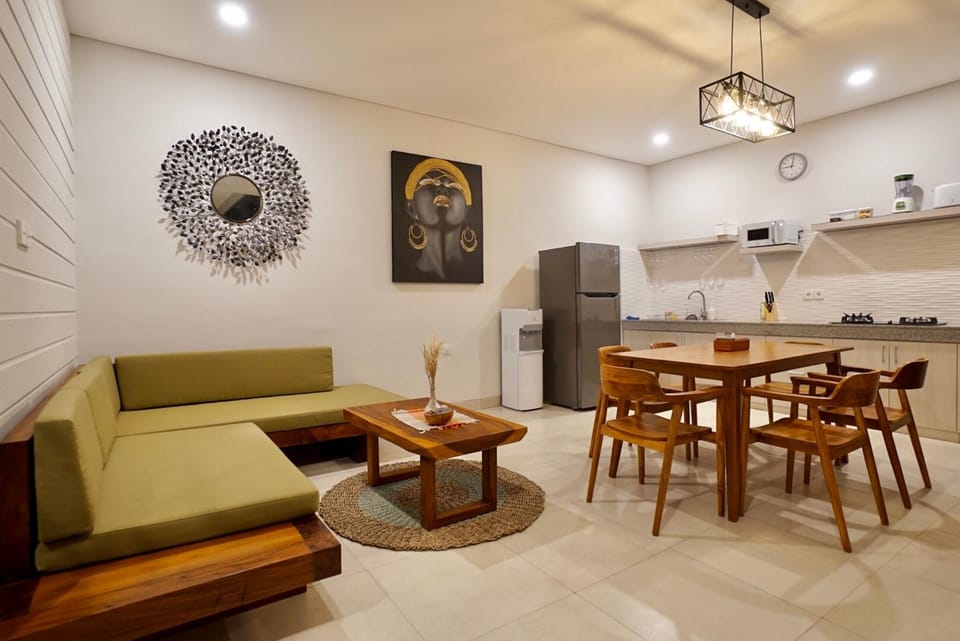 Kitchen or kitchenette, Living room, kitchen