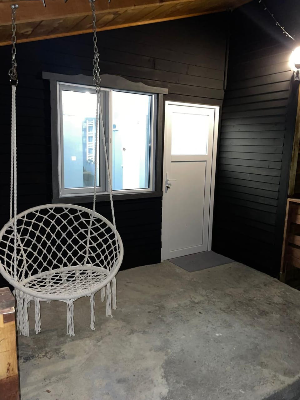 Patio, Dining area