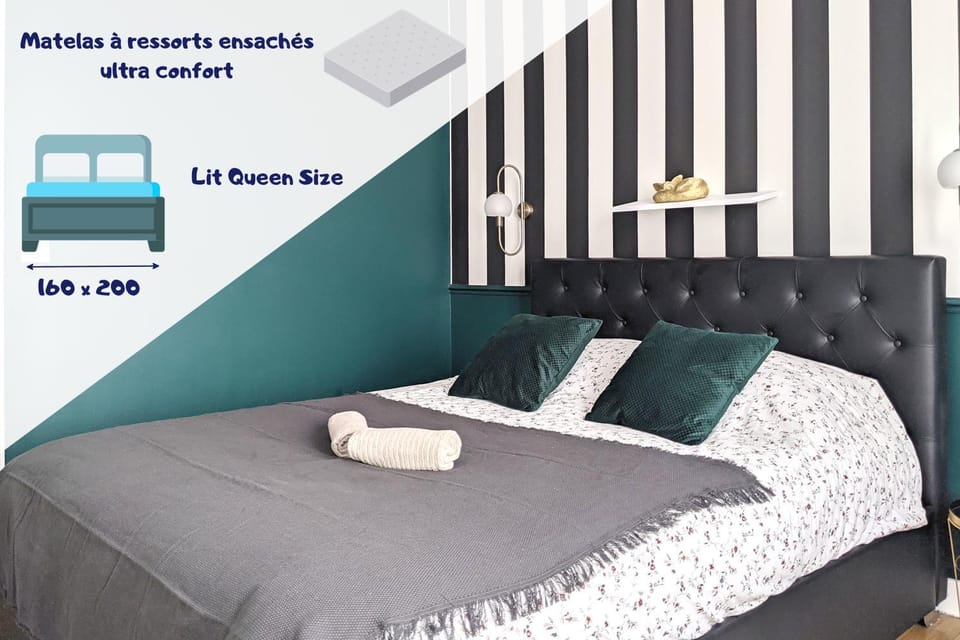 Bed, Bedroom