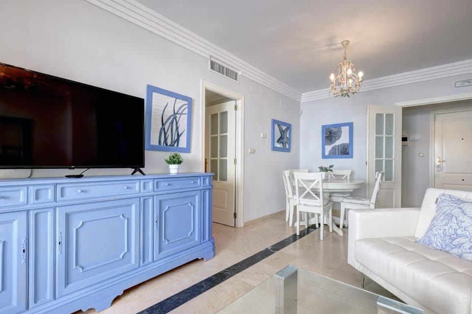 TV and multimedia, Living room, Dining area
