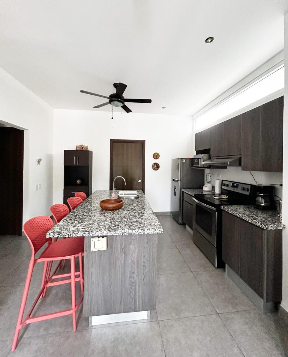 2BR Condominium in Downtown Jaco Apartment in Jaco