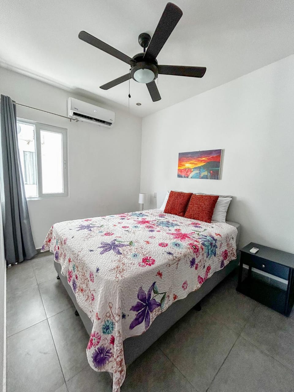 2BR Condominium in Downtown Jaco Apartment in Jaco