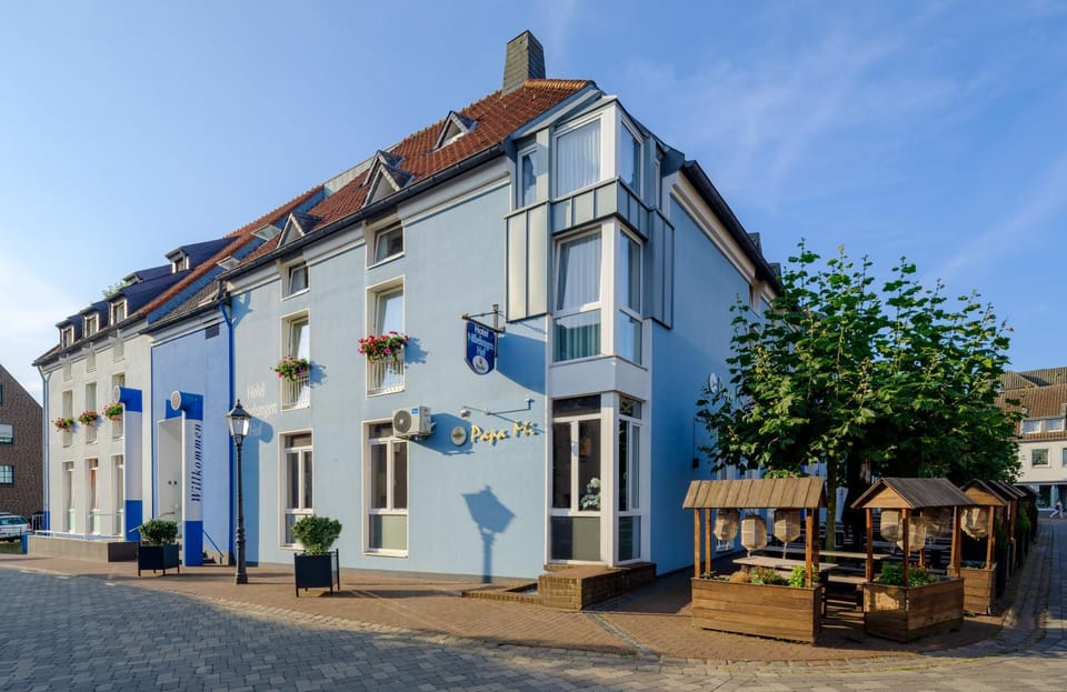 Property building, Street view