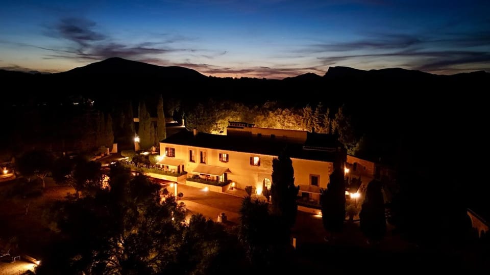 Property building, Night, Bird's eye view