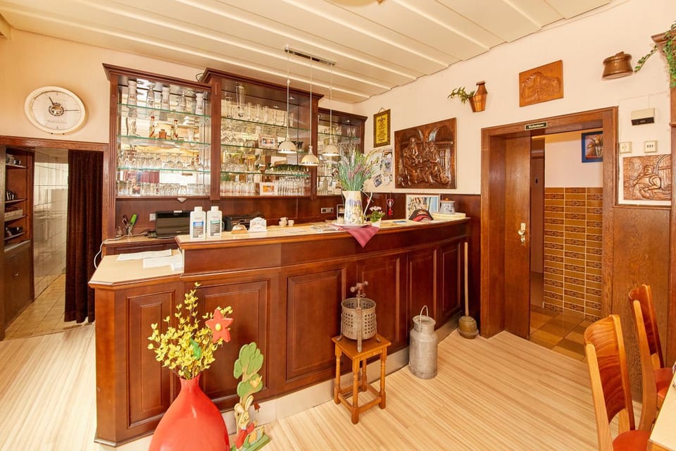 Lobby or reception, Lounge or bar