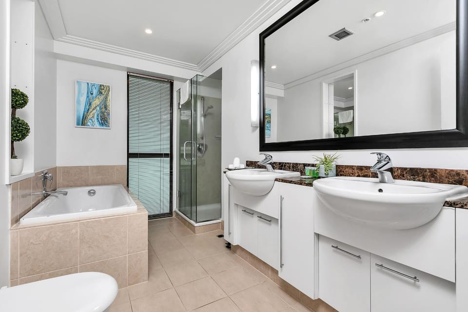 Bathroom, Bath