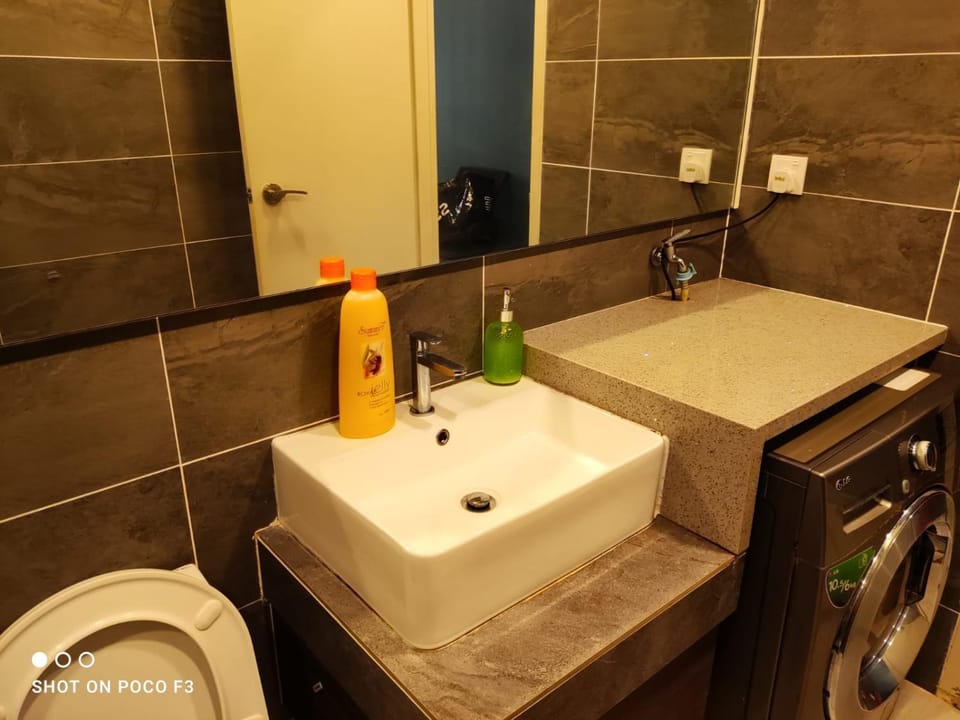 Cozy Studio unit - Cyberjaya - WiFi - Free parking Apartment in Putrajaya