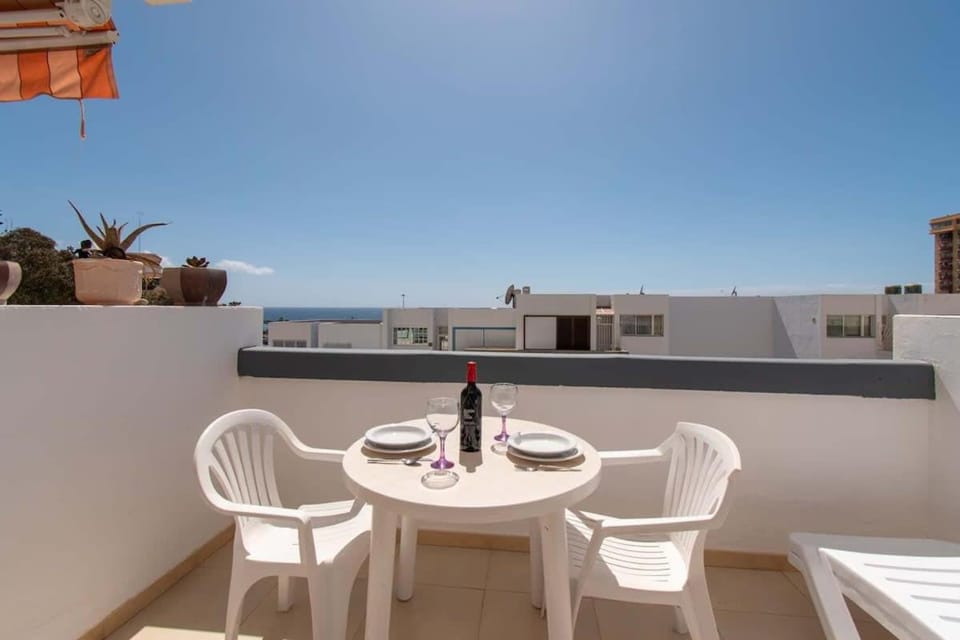 Azahara Playa 46 - One Bed Apartment in Playa de las Americas
