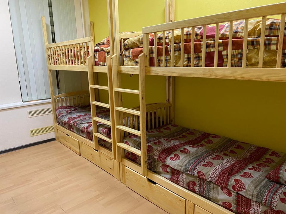 bunk bed