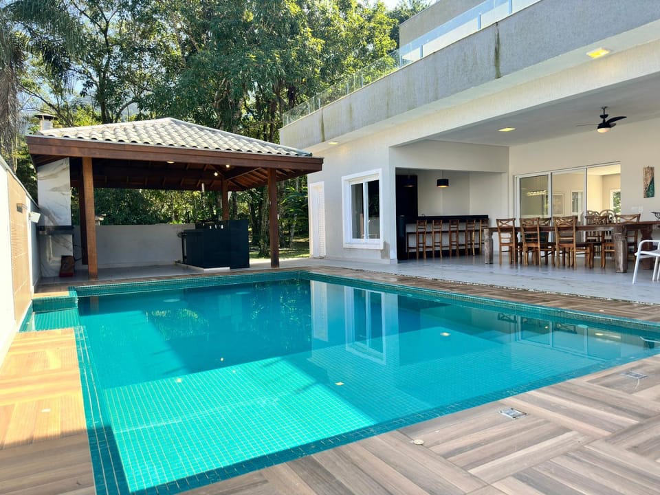 Casa Alto Padrão em Ubatuba em Condomínio House in State of São Paulo