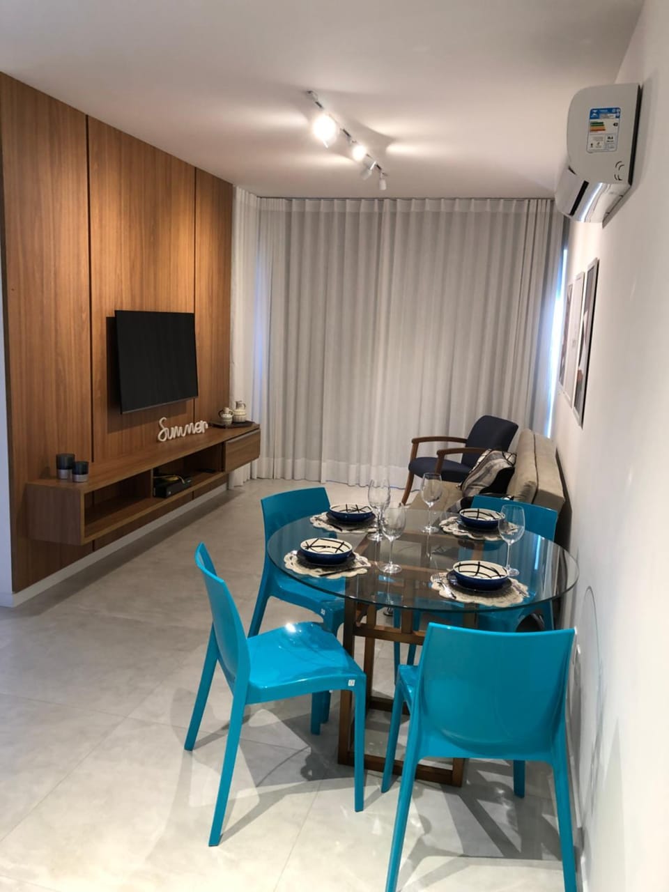 Apartamento em Guarajuba, BAHIA 1 Tudo Novinho e Finamente Decorado Apartment in State of Bahia