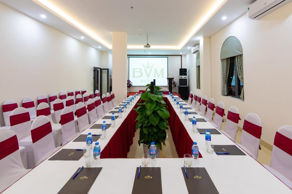 Meeting/conference room
