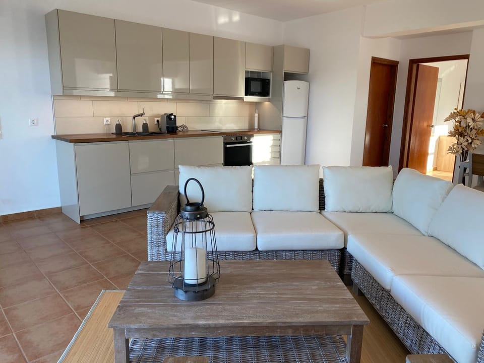 Living room, Dining area, Communal kitchen