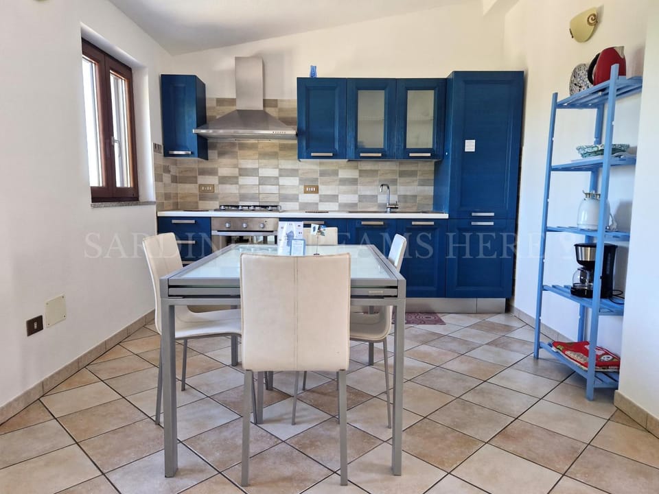 Kitchen or kitchenette, Dining area, pet friendly, stove