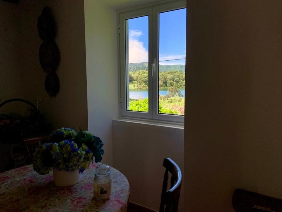 Stone House - Sete Cidades House in Azores District