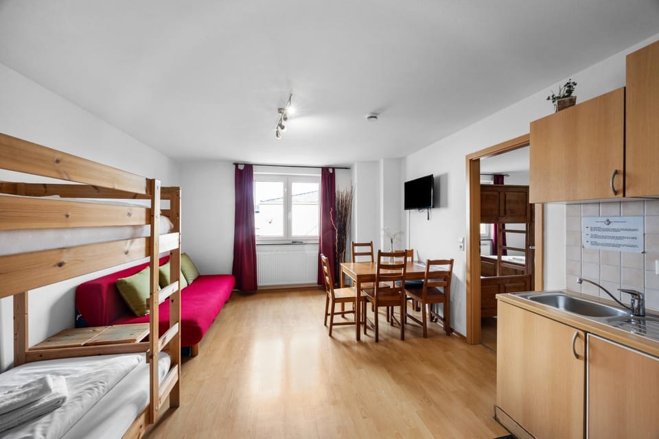 Photo of the whole room, Seating area, Bedroom, bunk bed