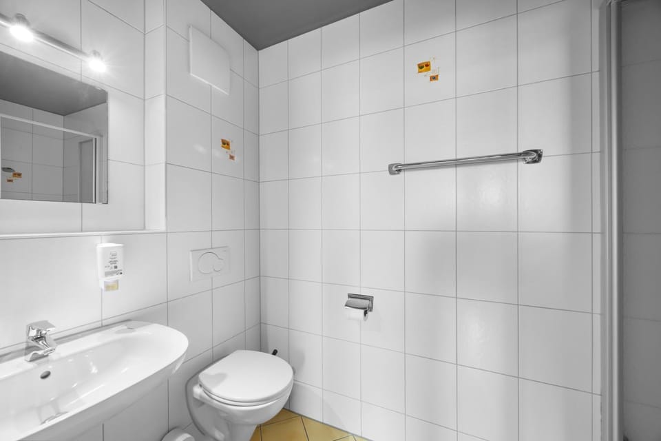 Toilet, Bathroom
