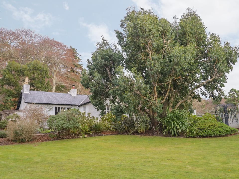 Inverewe - Garden Lodge House in Scotland