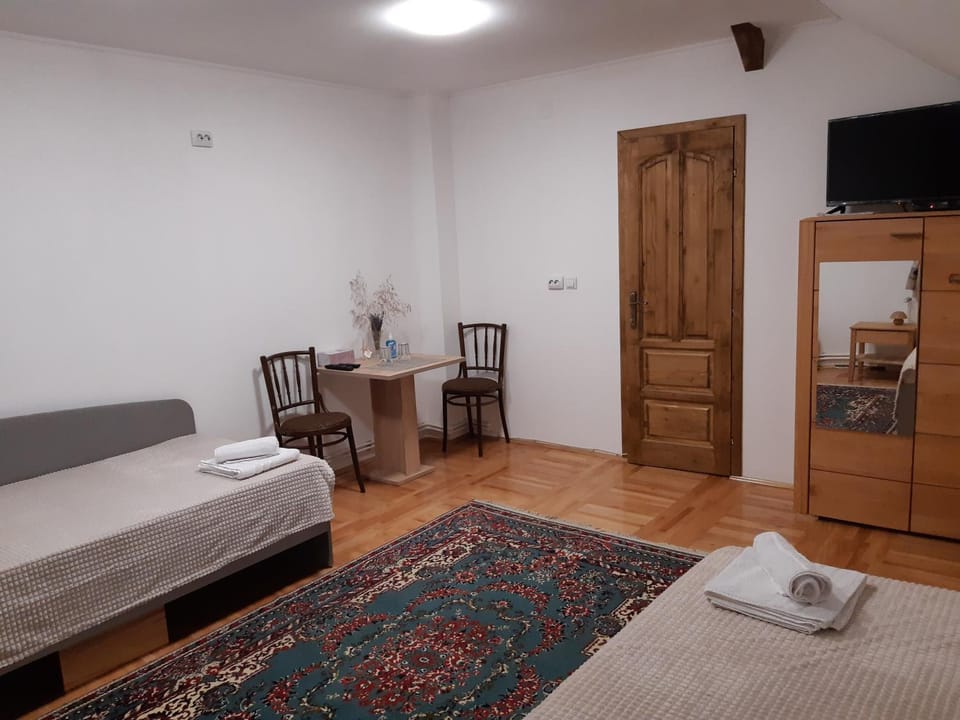Agropensiunea Căprioara Bed and Breakfast in Serbia