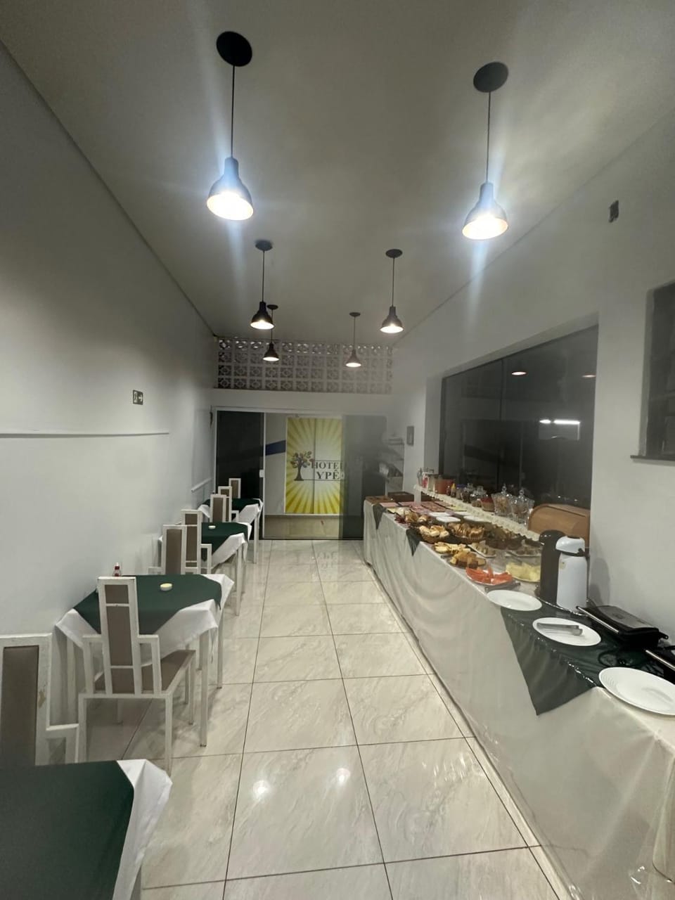 Breakfast, Buffet breakfast